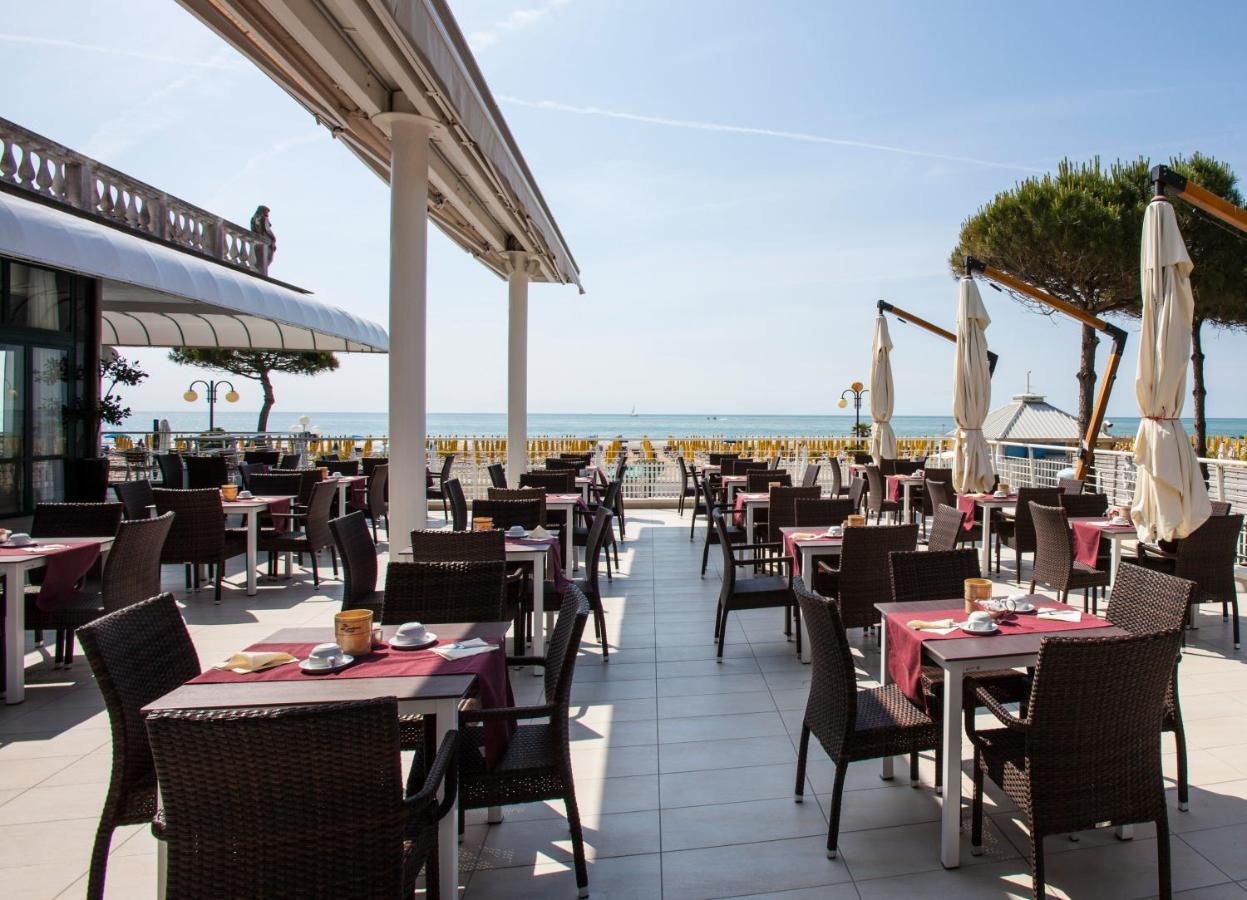 Hotel Carlton Lido di Jesolo Exterior foto